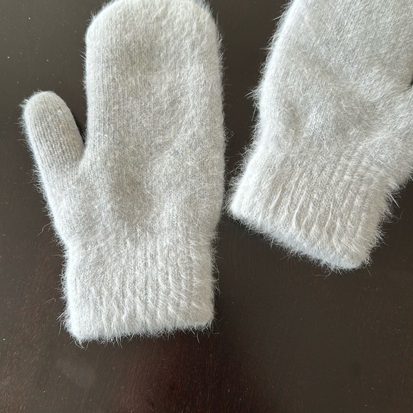 Anthropologie Light Blue Angora Mittens - Picture 2 of 6